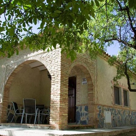 Camping Las Nogueras De Нерпио Екстериор снимка