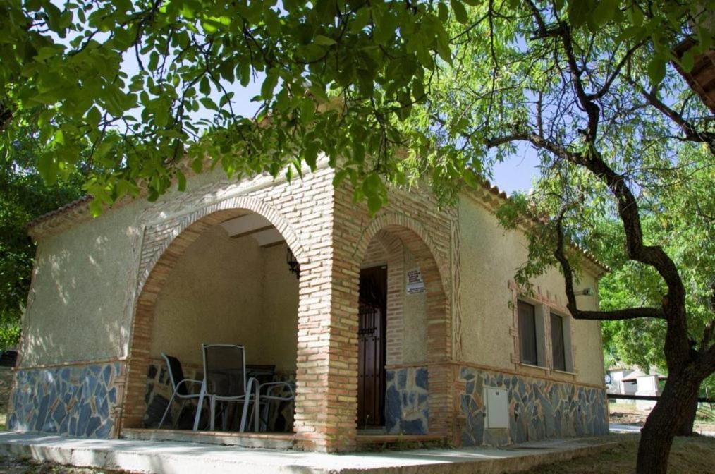Camping Las Nogueras De Нерпио Екстериор снимка